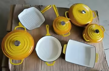 Happiness YELLOW ENAMELED CAST IRON GRILL PAN - 41 x 26.5 x 5.5cm / 3.65kg