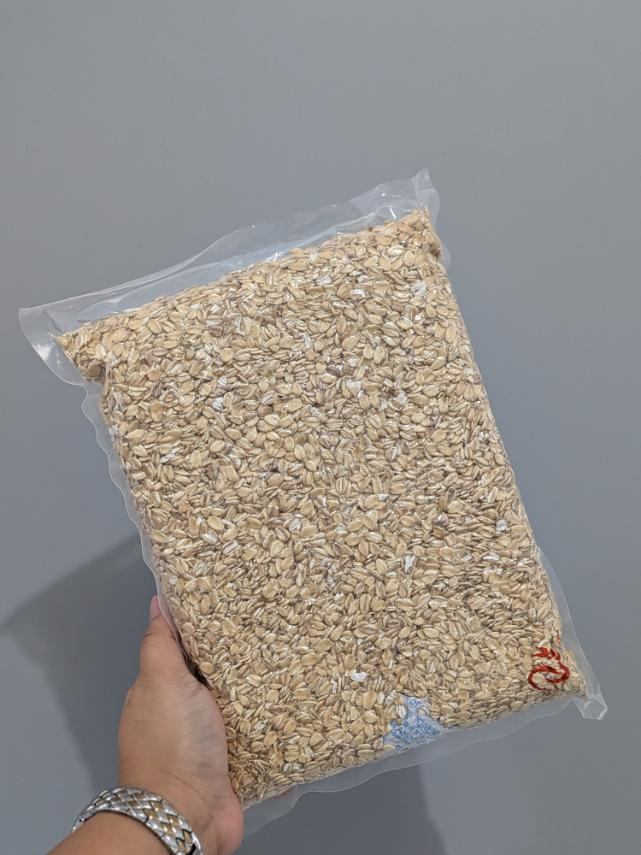 Old Fashion ROLLED OATS 1kg - Sugar-free Healthy Rolled Oats - Exp. Date March 2027