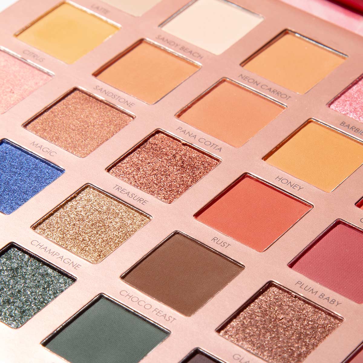 FOCALLURE FA82 30-Pan Eyeshadow Palette  [ "Endless Possibilites" Collection #C30 ]
