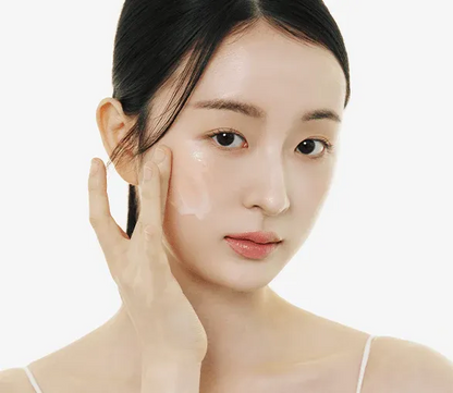 SKINEVER Water Light Serum Sunscreen 30ml [SPF 30 PA++++]